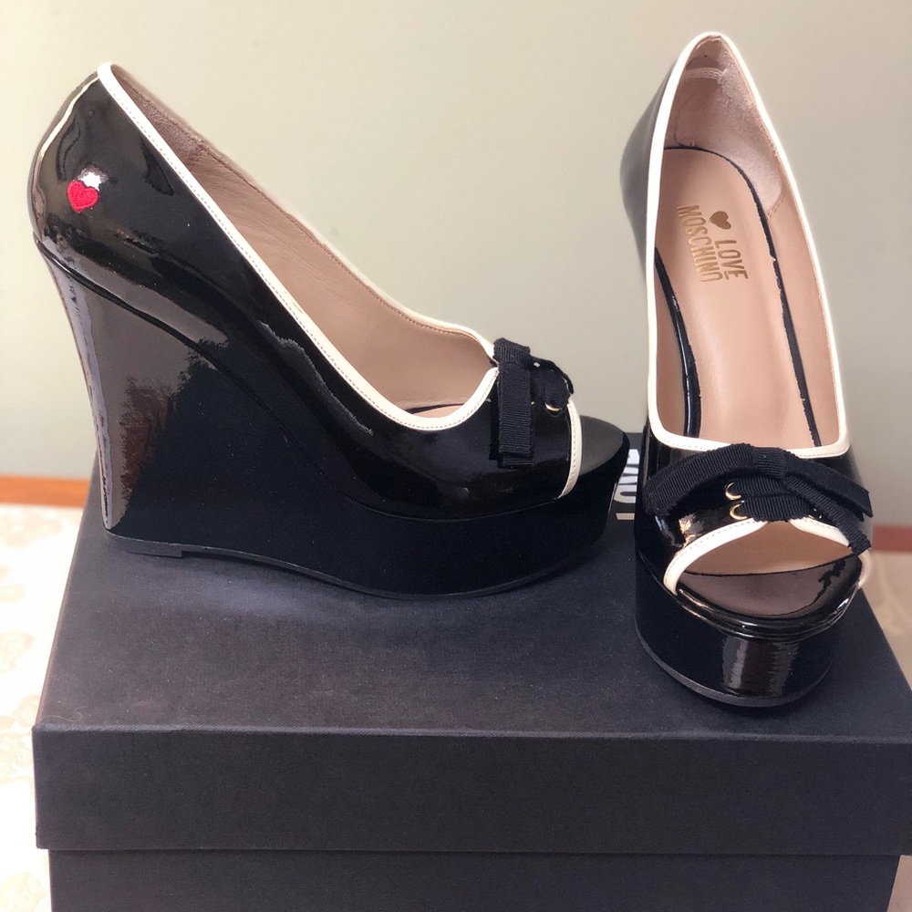 Love Moschino Wedges